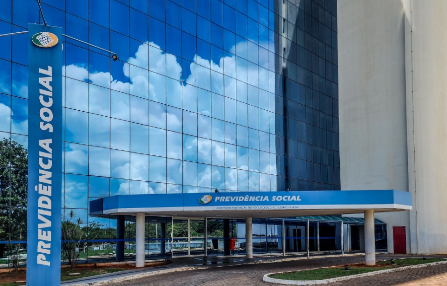 Fraude no INSS: entidade envolvida no esquema chegou a filiar até 1.500 aposentados por hora