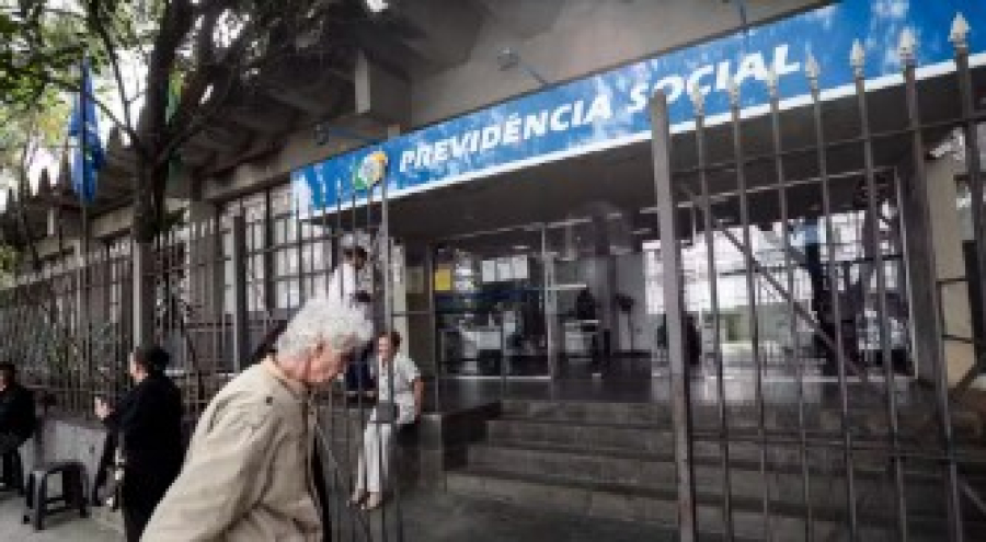INSS determina bloqueio de novos descontos de consignados para todos os beneficiários